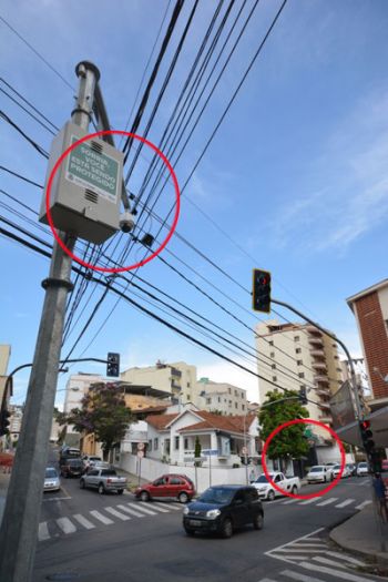 MARCELO RIBEIRO/22-01-15 Câmera em cruzamento no Alto dos Passos fica a 50 metros da loja invadida