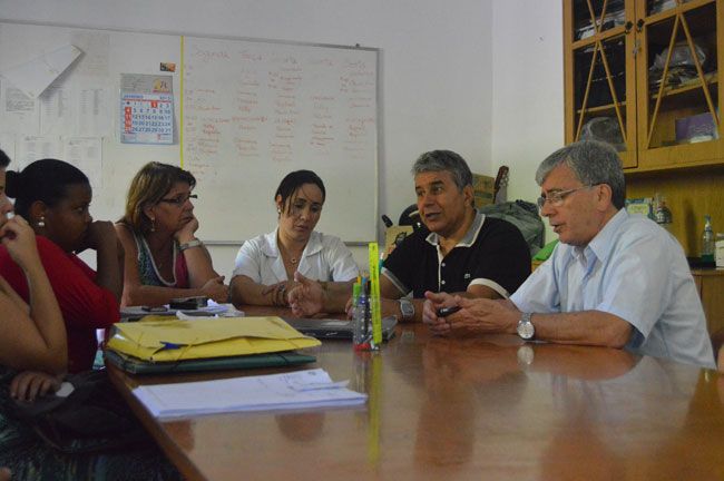 CÂMARA MUNICIPAL DE JUIZ DE FORA Vereadores Antônio Aguiar e José Fiorilo ouviram a direção da Casa de Saúde após vistoriarem dependências da unidade