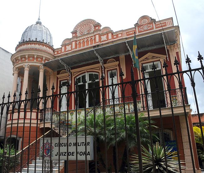 ARQUIVO TM O luxo e a pompa bem no coração da cidade remontam os tempos áureos de quando o casarão do Círculo Militar servia de espaço para uma antiga fazenda