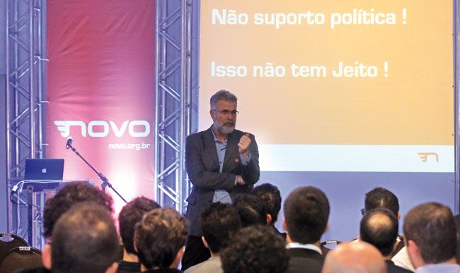 Partido Novo apresenta proposta em JF 2 Em encontro, Júlio Zonatto defendeu os valores da futura agremiação (LEONARDO COSTA/10-09-15)