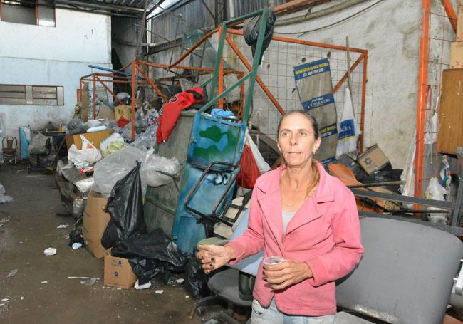 Apenas 0,23% do lixo é reciclado em Juiz de Fora 2 Flávia Helena Dias da Silva, presidente da Apares